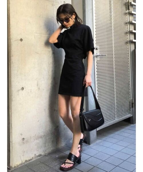 EMODA(エモダ)の「ウエストマークショートワンピース(ワンピース・レディース・グレー/ブラック/ブルー/ベージュ・FREE)」の18枚目の写真