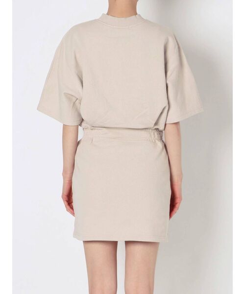 EMODA(エモダ)の「ウエストマークショートワンピース(ワンピース・レディース・グレー/ブラック/ブルー/ベージュ・FREE)」の16枚目の写真