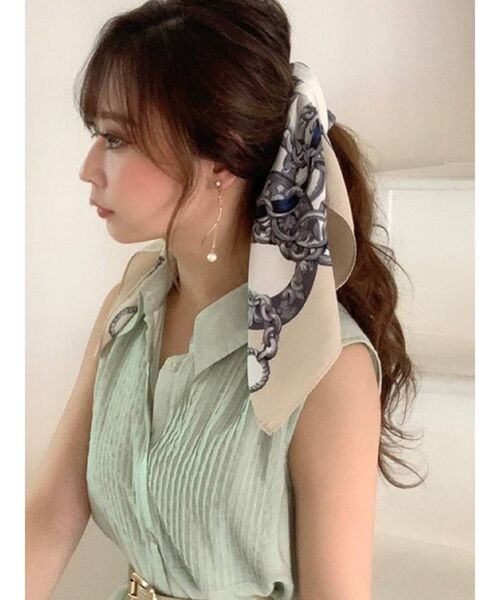 RESEXXY（リゼクシー）の「チェーンコンビスカーフ（バンダナ/スカーフ・レディース・ベージュ/ブルー・FREE）」の2枚目の写真