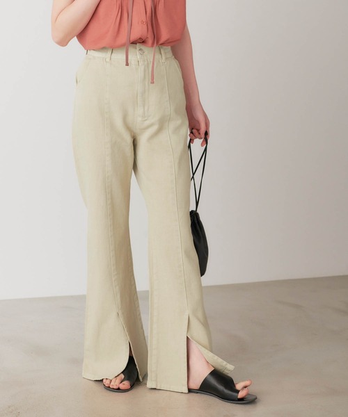 forksy.(フォルクシー)の「【forksy.】デニムピグメント加工スリットフレアパンツ(デニムパンツ・レディース・チャコールグレー/パープル/ブラウン/ブルー/ライトベージュ・FREE)」の3枚目の写真