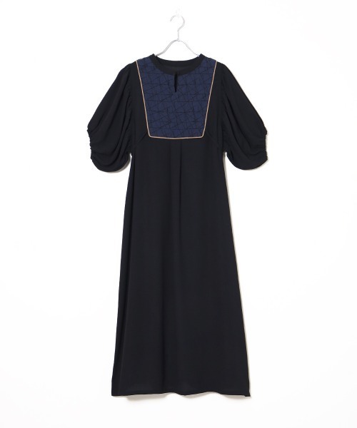 Bab(バブ)の「フロント刺繍ワンピース(ワンピース・レディース・ブラック/ベージュ/アイボリー/ミント・38)」の7枚目の写真