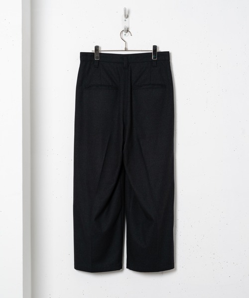 CASPER JOHN（キャスパージョン）の「Melange TR Tuck Wide Slacks/メランジTRタックワイドスラックス（スラックス・メンズ・チャコールグレー/グレイッシュベージュ・SMALL/MEDIUM/LARGE）」の12枚目の写真