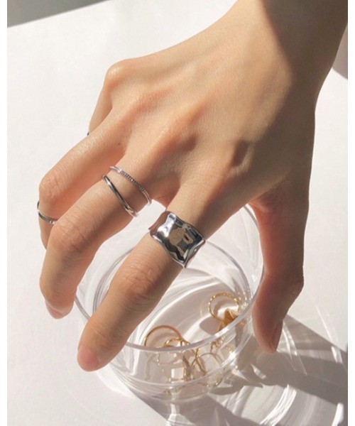 LAC-VERT（ラック・ヴェール）の「ツイストリング8点セット（リング・レディース・シルバー/ゴールド・FREE）」の6枚目の写真