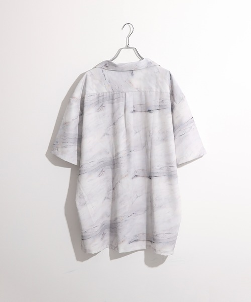 NIDO（ニド）の「【WEARISTA　風早ゆうた×NIDO】総柄シャツ（シャツ/ブラウス・メンズ・ライトグレー/ベージュ/ネイビー/オレンジ/マルチ・MEDIUM/LARGE）」の8枚目の写真