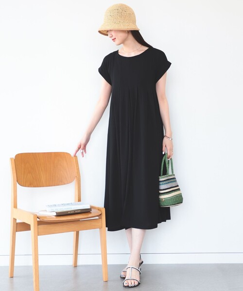 BEAMS HEART（ビームスハート）の「BEAMS HEART / タック フレアワンピース（ワンピース・レディース・ネイビー/オリーブ/オレンジ/ブラウン/ブラック・FREE）」の17枚目の写真