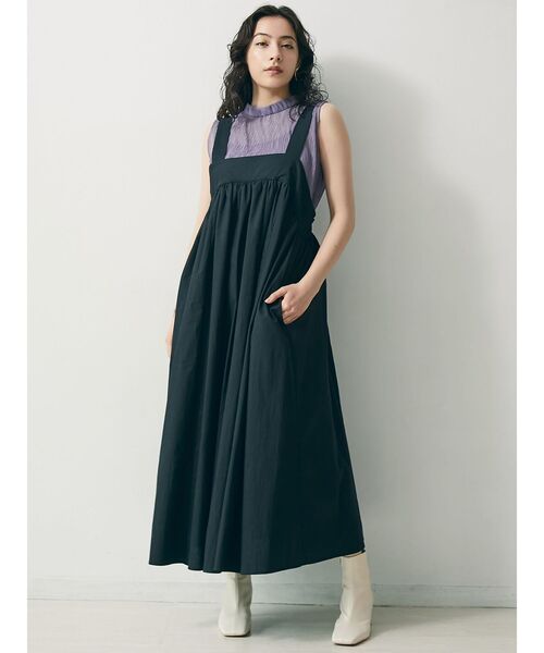 LAGUNAMOON(ラグナムーン)の「ギャザーフレアーキャミワンピース(ワンピース・レディース・アイボリー/ブラック・FREE)」の3枚目の写真