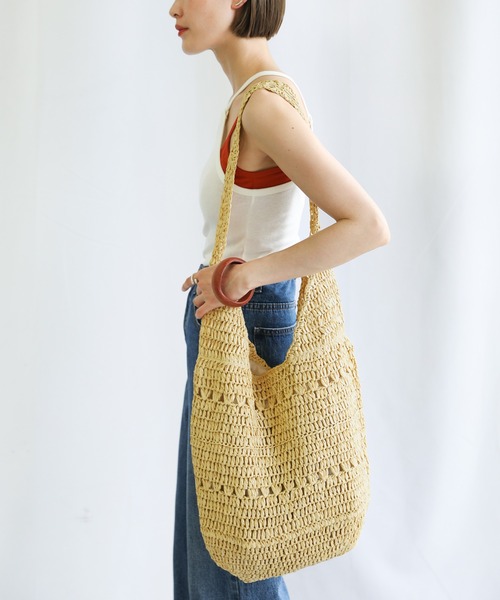 select MOCA(セレクトモカ)の「2021 SS ストローホーボーバッグ(ショルダーバッグ・レディース・ブラック/ベージュ/アイボリー・FREE)」の3枚目の写真