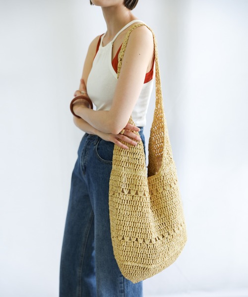 select MOCA(セレクトモカ)の「2021 SS ストローホーボーバッグ(ショルダーバッグ・レディース・ブラック/ベージュ/アイボリー・FREE)」の7枚目の写真