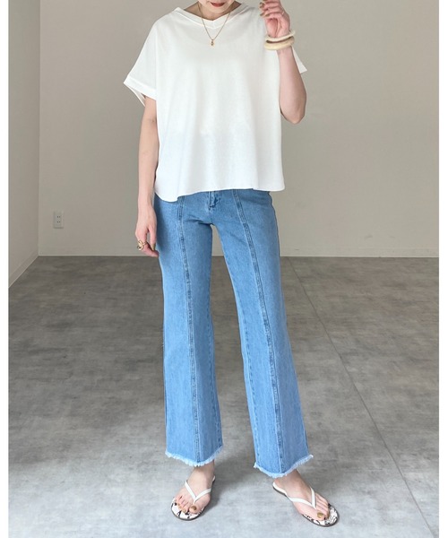 She's Closet(シーズクローゼット)の「Vネック無地コットンワッフル半袖tシャツ(Tシャツ/カットソー・レディース・チャコールグレー/ブラック/オフホワイト/モカ/グレイッシュベージュ・FREE)」の22枚目の写真