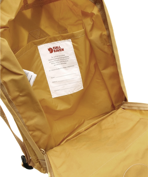 SHIPS（シップス）の「FJALLRAVEN: KANKEN(カンケンバッグ)（バックパック/リュック・メンズ・ブラック/ブラウン/イエロー/ネイビー・ONE SIZE）」の8枚目の写真