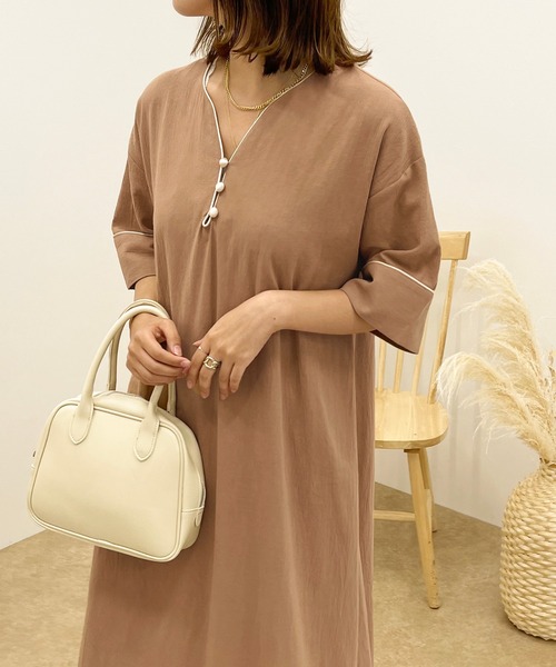 apres jour clair(アプレジュールクレア)の「【apres jour clair】パイピングワンピース【ZOZOTOWN限定アイテム】(ワンピース・レディース・モカ/ベージュ・MEDIUM/SMALL/X-LARGE)」の10枚目の写真