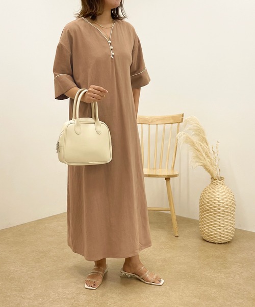 apres jour clair(アプレジュールクレア)の「【apres jour clair】パイピングワンピース【ZOZOTOWN限定アイテム】(ワンピース・レディース・モカ/ベージュ・MEDIUM/SMALL/X-LARGE)」の8枚目の写真