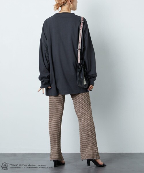 FREAK'S STORE（フリークスストア）の「▽【WEB限定】TOMandJERRY/トムとジェリー　ロングスリーブTシャツ（Tシャツ/カットソー・レディース・ホワイト/ブラック/グレー/オフホワイト/ナチュラル/チャコール・ﾌﾘ-）」の8枚目の写真