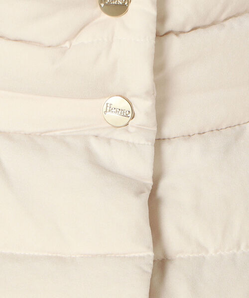 NOLLEY’S（ノーリーズ）の「【HERNO/ヘルノ】ニットグローブ付ダウン EOLO（ダウンジャケット/コート・レディース・グレイッシュベージュ/キナリ・42）」の14枚目の写真