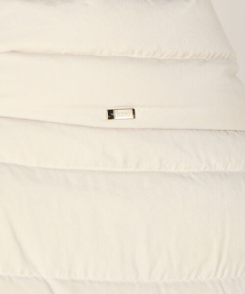 NOLLEY’S（ノーリーズ）の「【HERNO/ヘルノ】ニットグローブ付ダウン EOLO（ダウンジャケット/コート・レディース・グレイッシュベージュ/キナリ・42）」の15枚目の写真