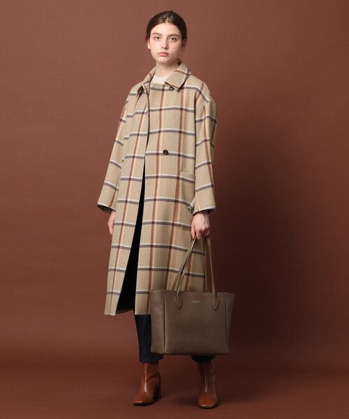 DRESSTERIOR（ドレステリア）の「◆【CLASSY.12月号掲載】ツイードチェックステンカラーコート（ステンカラーコート・レディース・ベージュ系その他2・38/36）」の8枚目の写真