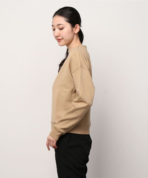 MAISON SCOTCH（メゾンスコッチ）の「グラフィック モックネックスウェット【162471】（スウェット・レディース・ベージュ・X-SMALL/SMALL）」の3枚目の写真