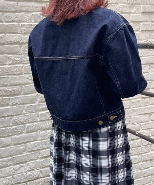 MAJESTIC LEGON(マジェスティックレゴン)の「クルーネックGジャン(デニムジャケット・レディース・ネイビー/アイボリー・SMALL/MEDIUM)」の11枚目の写真