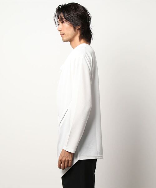 semantic design（セマンティックデザイン）の「セマンティックデザイン/semantic design　ドレープデザイン長袖ゆるTシャツ（Tシャツ/カットソー・メンズ・ブラック/ホワイト・LARGE/MEDIUM/X-LARGE）」の3枚目の写真