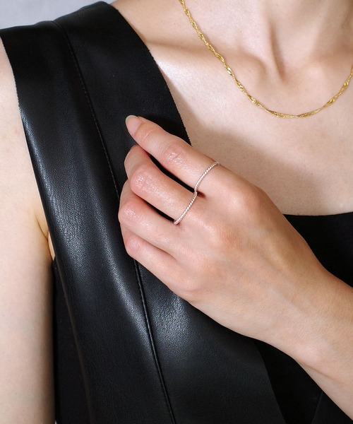 ISOLATION(アイソレーション)の「【ISOLATION / アイソレーション】silver925 Twist Ring / シルバー925 ツイストリング(リング・レディース・シルバー・#11)」の2枚目の写真