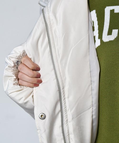 RETRO GIRL（レトロガール）の「ファイバーダウンブルゾン（ダウンジャケット/コート・レディース・ブラック/グリーン/アイボリー/ブルー・FREE）」の17枚目の写真