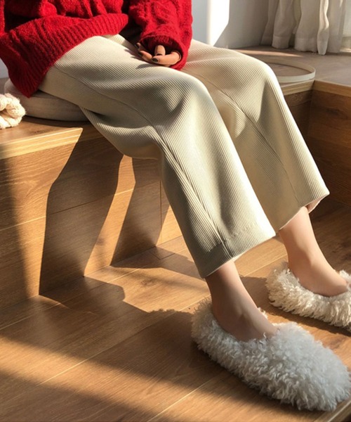 me+em select（ミームセレクト）の「コーデュロイテーパードパンツ（その他パンツ・レディース・アイボリー/モカ/チャコール/ブラウン/ブラック・FREE）」の2枚目の写真