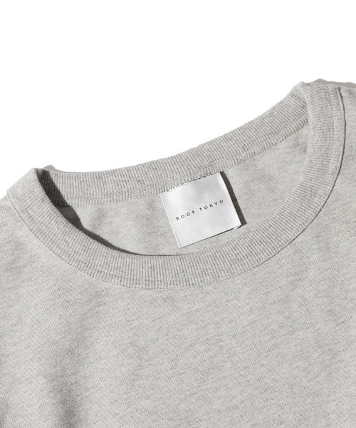 FRUIT OF THE LOOM(フルーツオブザルーム)の「【ROOPTOKYO限定】FRUIT OF THE LOOM/フルーツオブザルーム×火曜び 描き下ろしイラスト ロンT(Tシャツ/カットソー・レディース・グレー/ブラック/ホワイト・XL/L/M)」の4枚目の写真