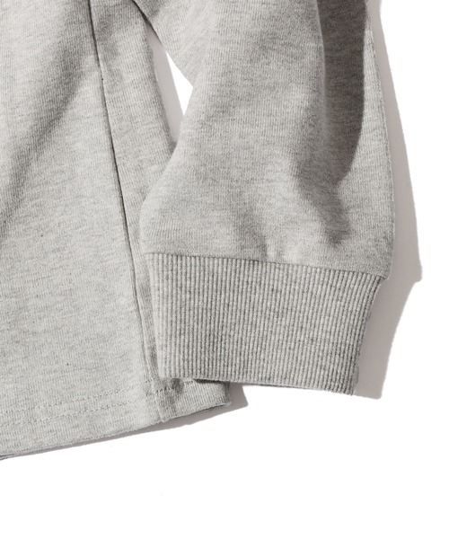 FRUIT OF THE LOOM(フルーツオブザルーム)の「【ROOPTOKYO限定】FRUIT OF THE LOOM/フルーツオブザルーム×火曜び 描き下ろしイラスト ロンT(Tシャツ/カットソー・レディース・グレー/ブラック/ホワイト・XL/L/M)」の6枚目の写真