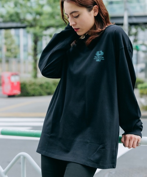 FRUIT OF THE LOOM(フルーツオブザルーム)の「【ROOPTOKYO限定】FRUIT OF THE LOOM/フルーツオブザルーム×火曜び 描き下ろしイラスト ロンT(Tシャツ/カットソー・レディース・グレー/ブラック/ホワイト・XL/L/M)」の21枚目の写真