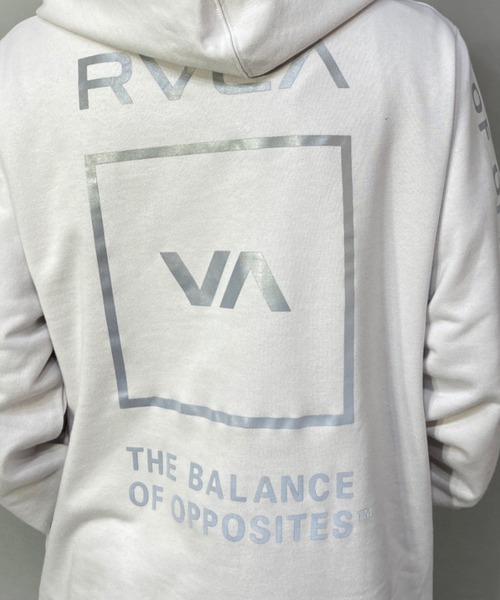 RVCA（ルーカ）の「【ZOZOTOWN限定アイテム】RVCA/ルーカ ビッグシルエット バックプリントパーカー BB042-046（パーカー・メンズ・ホワイト/ブラック/グリーン・S/M/L）」の7枚目の写真