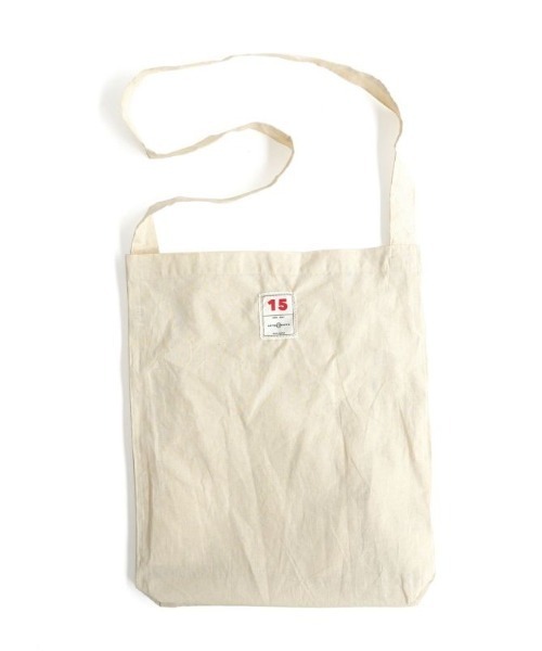 ARTS & CRAFTS(アーツアンドクラフト)の「アーツアンドクラフツ / 15th KUDU FLAT SHOULDER S / 15th クードゥー フラットショルダーエス(ショルダーバッグ・レディース・ベージュ/ブラック・FREE)」の11枚目の写真