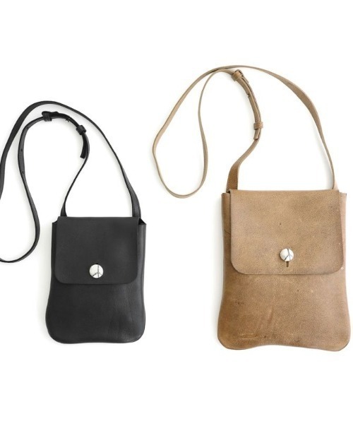 ARTS & CRAFTS(アーツアンドクラフト)の「アーツアンドクラフツ / 15th KUDU FLAT SHOULDER S / 15th クードゥー フラットショルダーエス(ショルダーバッグ・レディース・ベージュ/ブラック・FREE)」の15枚目の写真