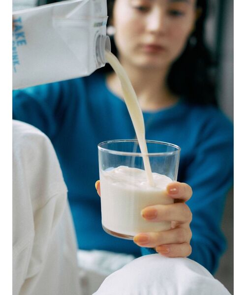 Ungrid（アングリッド）の「バックオープンフィットロングスリーブTee（Tシャツ/カットソー・レディース・ブラック/オフホワイト/ブルー・FREE）」の13枚目の写真