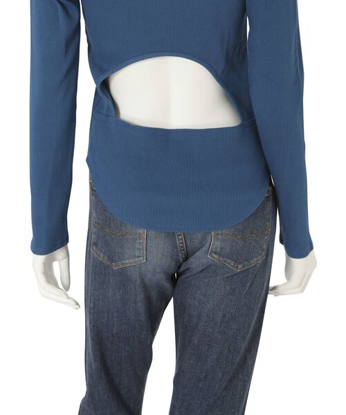 Ungrid（アングリッド）の「バックオープンフィットロングスリーブTee（Tシャツ/カットソー・レディース・ブラック/オフホワイト/ブルー・FREE）」の6枚目の写真