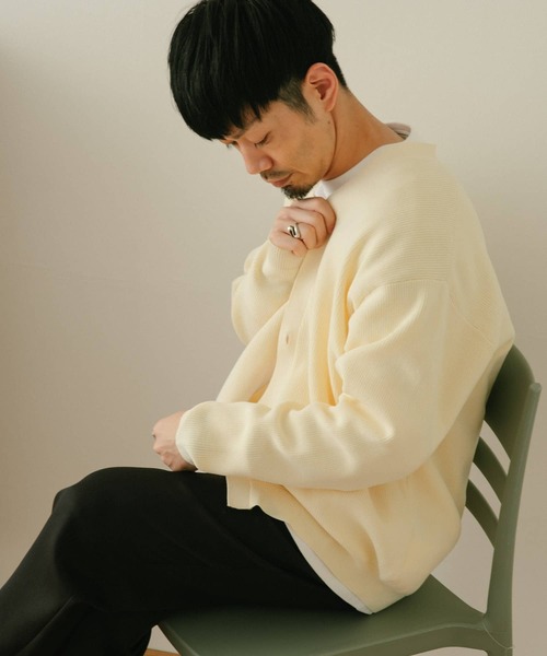 ITEMS URBANRESEARCH（アイテムズ アーバンリサーチ）の「ミラノリブ カーディガン（カーディガン/ボレロ・メンズ・ブラック/モカ/オフホワイト・MEDIUM/LARGE）」の7枚目の写真