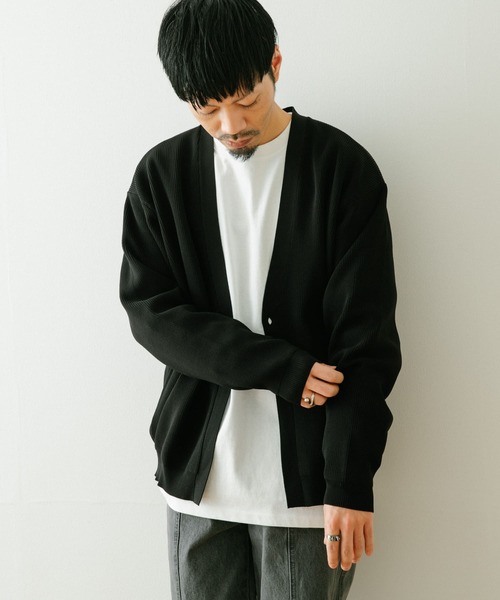 ITEMS URBANRESEARCH（アイテムズ アーバンリサーチ）の「ミラノリブ カーディガン（カーディガン/ボレロ・メンズ・ブラック/モカ/オフホワイト・MEDIUM/LARGE）」の22枚目の写真