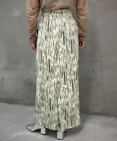 &g'aime（アンジェム）の「【&g’aime】アートペイントタイトスカート（スカート・レディース・チャコールグレー/ブルー・FREE）」の16枚目の写真