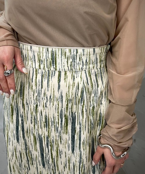 &g'aime（アンジェム）の「【&g’aime】アートペイントタイトスカート（スカート・レディース・チャコールグレー/ブルー・FREE）」の19枚目の写真