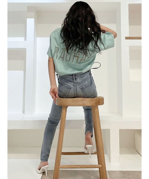 GYDA（ジェイダ）の「RAUHAAメッシュロゴVネックTシャツ（Tシャツ/カットソー・レディース・チャコールグレー/ベージュ/オフホワイト/ミント・FREE）」の9枚目の写真