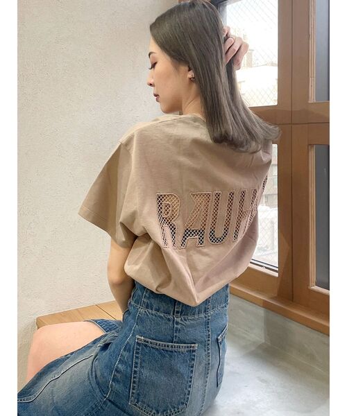 GYDA（ジェイダ）の「RAUHAAメッシュロゴVネックTシャツ（Tシャツ/カットソー・レディース・チャコールグレー/ベージュ/オフホワイト/ミント・FREE）」の14枚目の写真