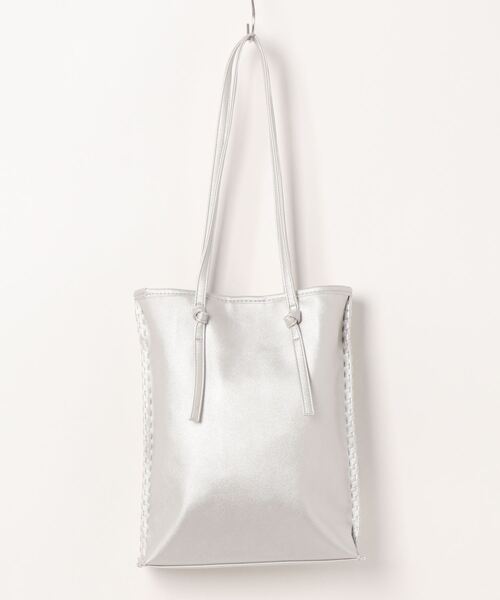 ehka sopo（エヘカソポ）の「かがりデザイントートバッグ（トートバッグ・レディース・ベージュ/シルバー/オフホワイト・ﾌﾘ-）」の4枚目の写真