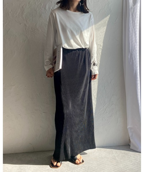 She's Closet（シーズクローゼット）の「【セルフカット対応】Iラインハイウエスト細プリーツロングスカート（スカート・レディース・ブラック/グレー/レッド/グリーン/グレイッシュベージュ/ピンク/パープル/オレンジ・FREE）」の9枚目の写真