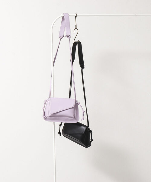 NOLLEY’S(ノーリーズ)の「【LE VERNIS/ルベルニ】◇【WEB限定】ソリッドボディショルダーバッグ(ショルダーバッグ・レディース・ラベンダー/ブラック/ベージュ・FREE)」の7枚目の写真