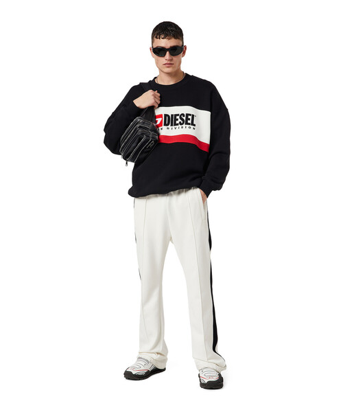 DIESEL(ディーゼル)の「メンズ スウェット プルオーバー(スウェット・メンズ・ブラック系その他/ブルー系その他・SMALL/MEDIUM/LARGE/X-LARGE/XX-LARGE/X-SMALL)」の7枚目の写真
