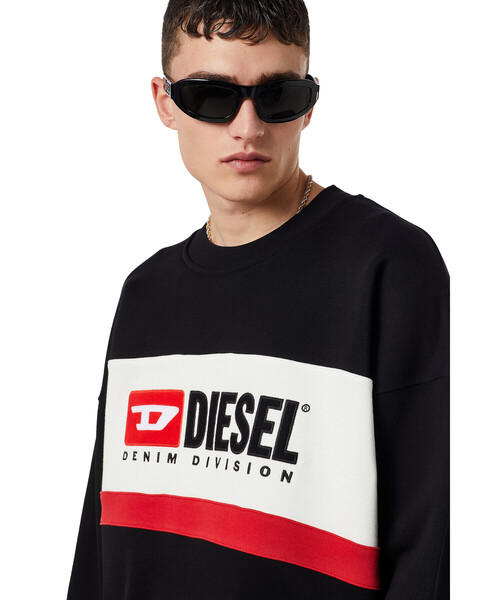 DIESEL(ディーゼル)の「メンズ スウェット プルオーバー(スウェット・メンズ・ブラック系その他/ブルー系その他・SMALL/MEDIUM/LARGE/X-LARGE/XX-LARGE/X-SMALL)」の4枚目の写真