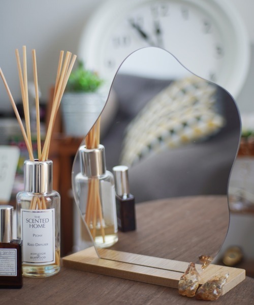 lala Born（ララボーン）の「スタンド卓上アートミラー（ミラー・レディース・A/B/C/D・FREE）」の6枚目の写真