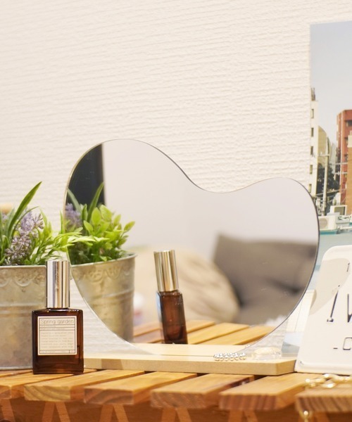 lala Born（ララボーン）の「スタンド卓上アートミラー（ミラー・レディース・A/B/C/D・FREE）」の11枚目の写真