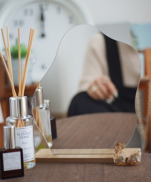 lala Born（ララボーン）の「スタンド卓上アートミラー（ミラー・レディース・A/B/C/D・FREE）」の7枚目の写真