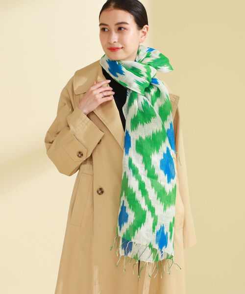 Ray BEAMS(レイビームス)の「BE NOT INHOSPITABLE TO STRANGERS / カスリ ストール(ストール/ショール・レディース・ピンク/グリーン・ONE SIZE)」の2枚目の写真