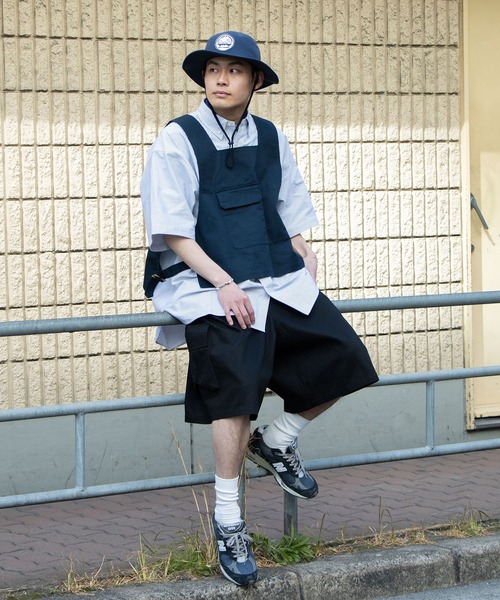YUYA × BeAMS DOT(ユウヤバイビームスドット)の「YUYA × BeAMS DOT / インタック ハーフ カーゴショーツ(その他パンツ・メンズ・ブラック/ベージュ・MEDIUM/LARGE)」の5枚目の写真